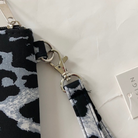 Animal Print Wristlet/Cosmetic Bag - Picture 4 of 5